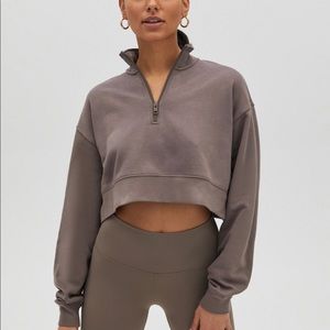 Aritzia TNA Cropped Quarter Zip